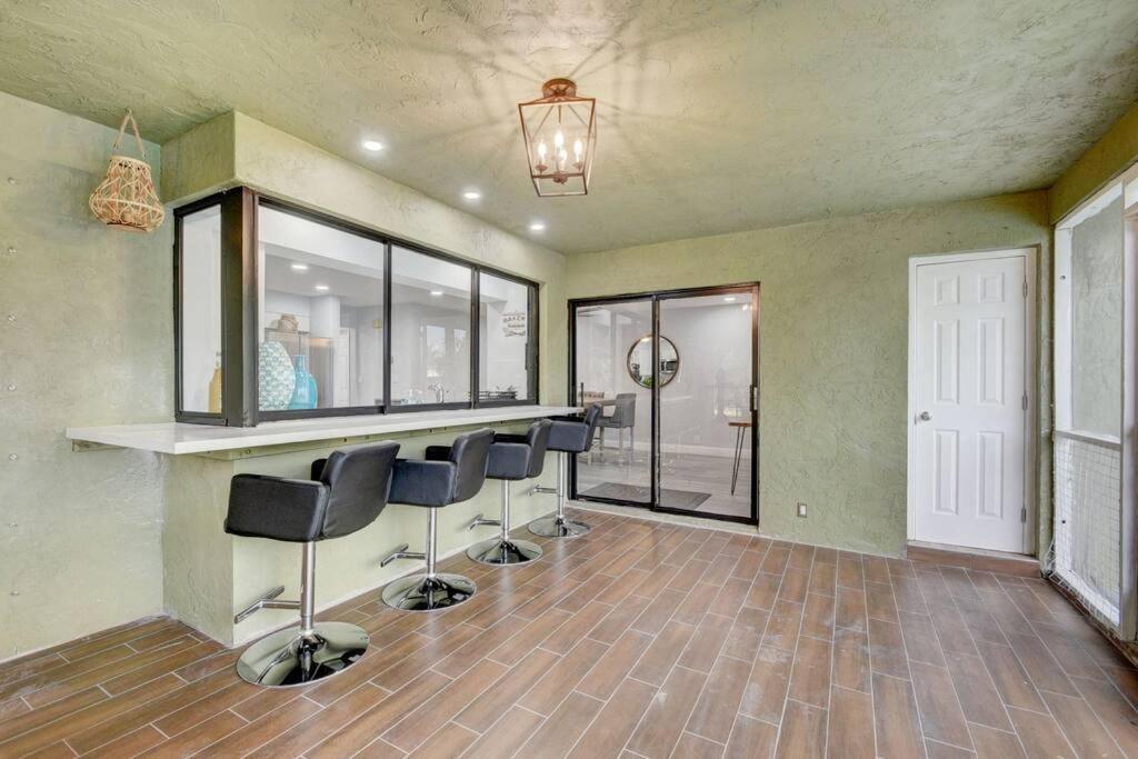 Ananda Farmhouse And Retreat. Lake Worth Beach Bagian luar foto